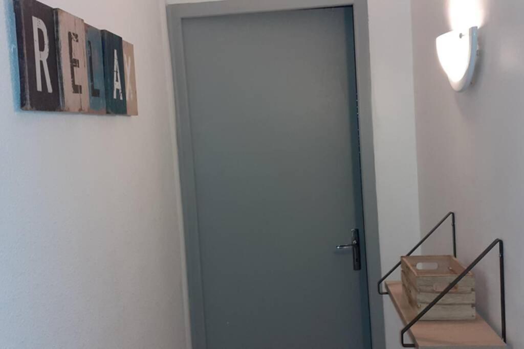 דירות בזייה Agreable Logement Proche De La Gare Et Du Polygone מראה חיצוני תמונה